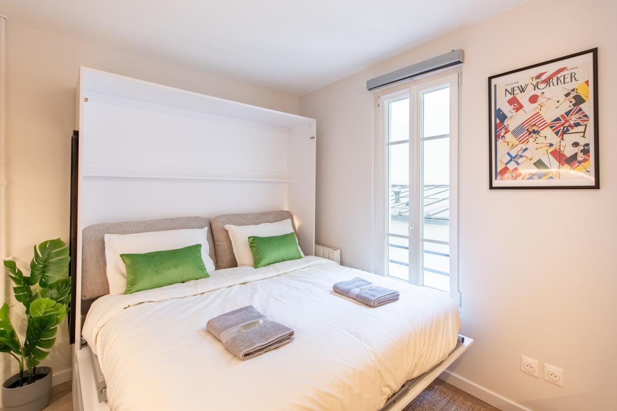 Stunning Tiny - 5 Min To Eiffel Tower - Sleeps 2p